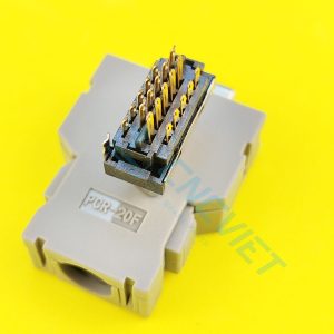 Combo connector Fanuc PCR-20F (combo gồm jack và vỏ hộp) thường dùng trong máy CNC hệ Fanuc, Mitsubishi, Yaskawa, Okuma...