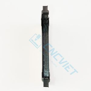 Adapter CF To PCMCIA Fanuc chính hãng, mới 100%, chất lượng cao. Một đầu adapter cắm thẻ CF vào, đầu còn lại cắm vào máy CNC để rút / nạp dữ liệu.