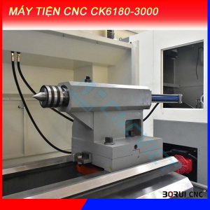 Máy tiện CNC CK6180-3000, chính hãng Borui, giá nhà máy. Mâm cặp 15inch (381mm) loại thủy lực 3 chấu, đk tiện max 800mm, hành trình tiện max 3000mm.